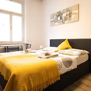 Guest house Epicenter - & Terrace Ljubljana