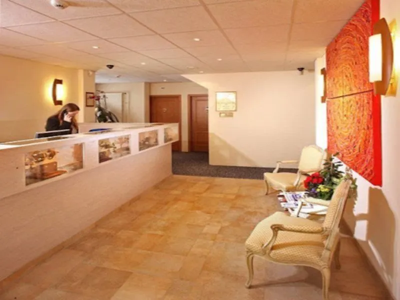 Hotel Des Horlogers Plan-les-Ouattes 3*,