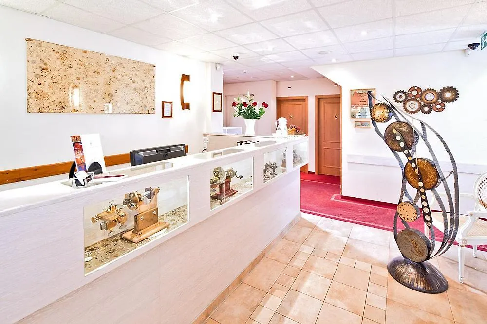 Hotel Des Horlogers Plan-Les-Ouates Switzerland