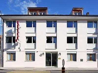 Hotel Des Horlogers Plan-les-Ouattes 3*,