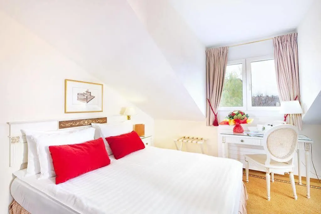 Hotel Des Horlogers Plan-les-Ouattes